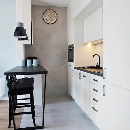 Appartement Free Guarded Parking, New Cosy Apartment, Air Condition *