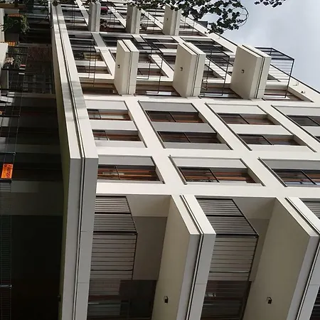 Apartment Free Guarded Parking, New Cosy Apartment, Air Condition